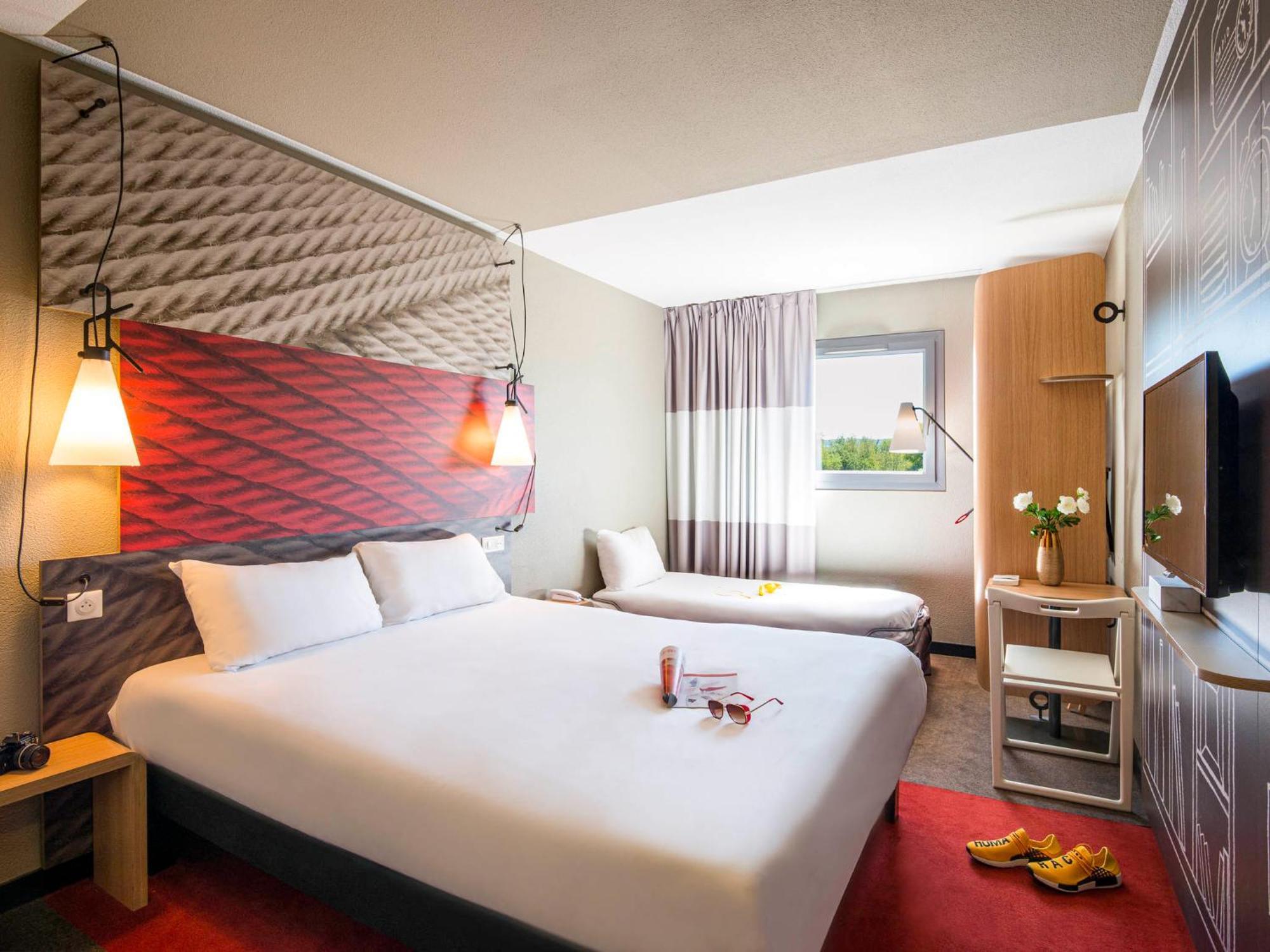 Hotel Ibis Bordeaux Centre Bastide Zimmer foto