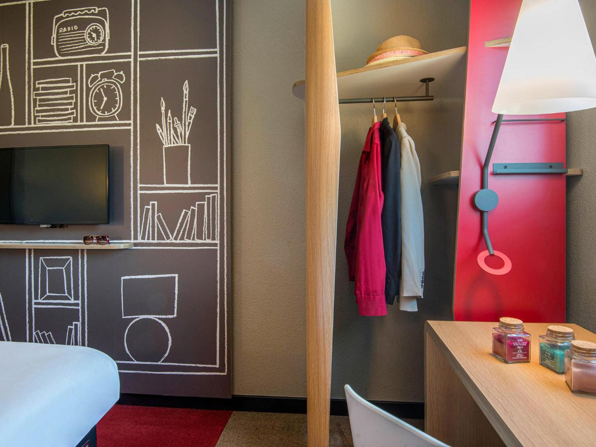 Hotel Ibis Bordeaux Centre Bastide Zimmer foto